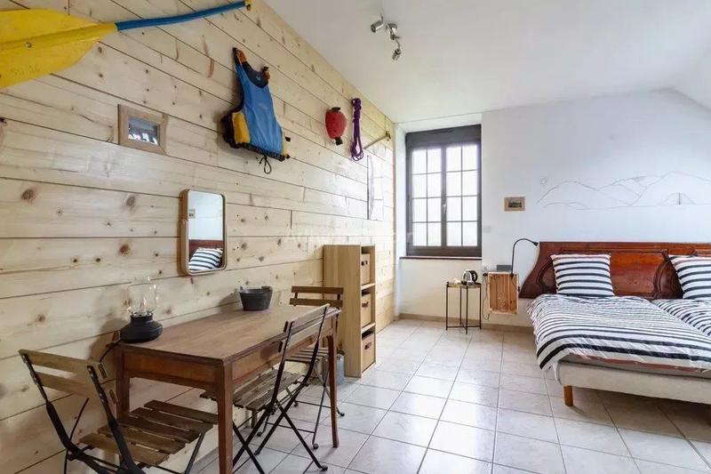 Maison - 313 m² - 10 pièces