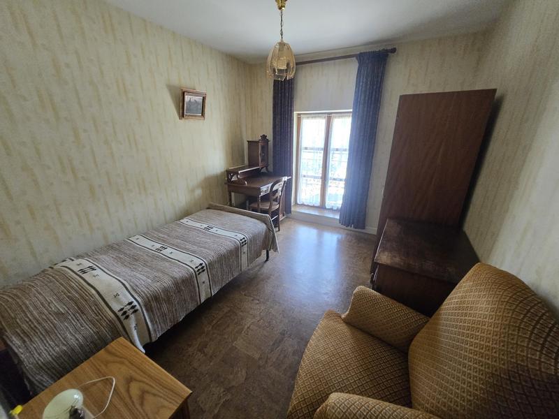 Maison ancienne - 280 m² - 13 pièces