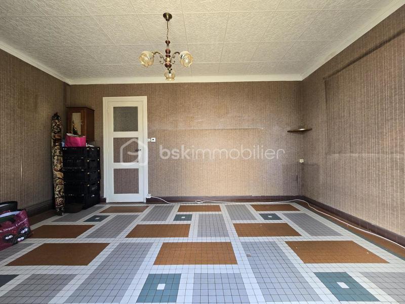 Maison traditionnelle - 78 m² - 4 pièces