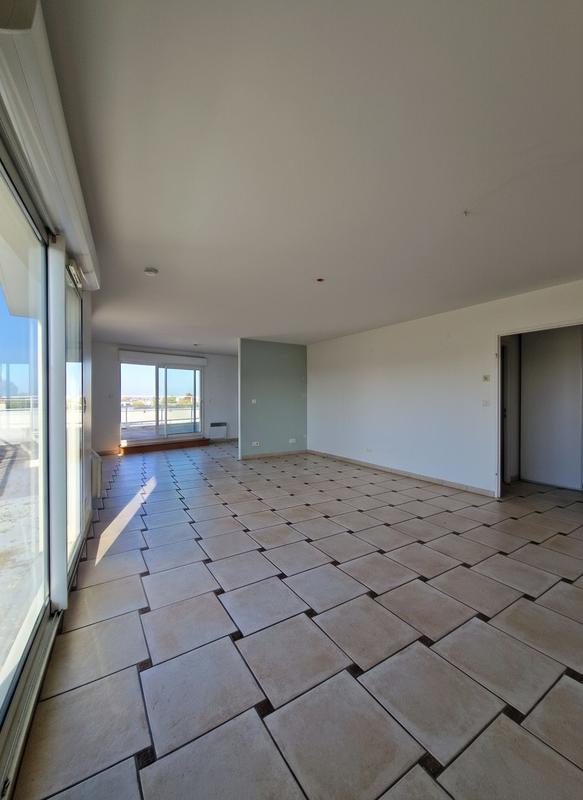 Appartement - 120 m² - 5 pièces