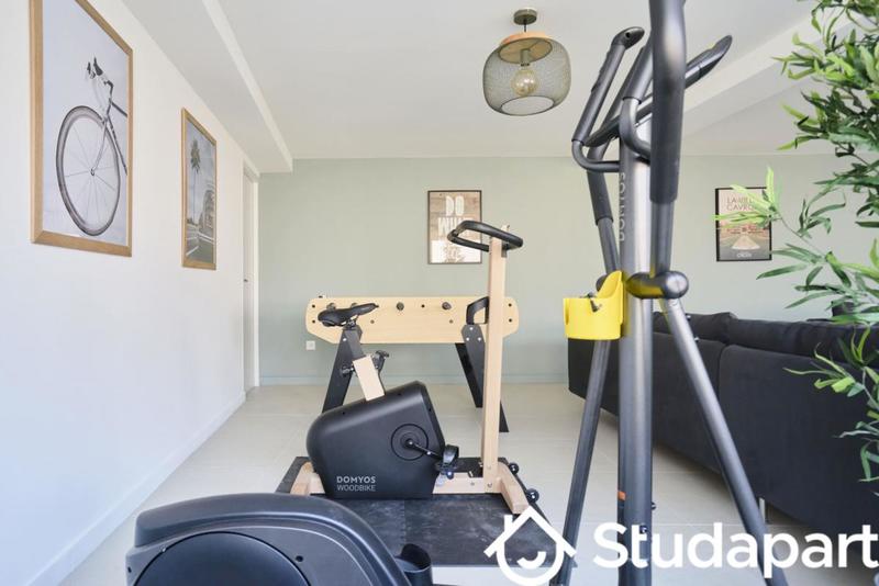 Chambre - 10 m² - 1 pièce