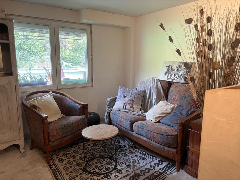 Maison - 201 m² - 5 pièces