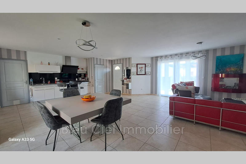 Maison - 105 m² - 3 pièces