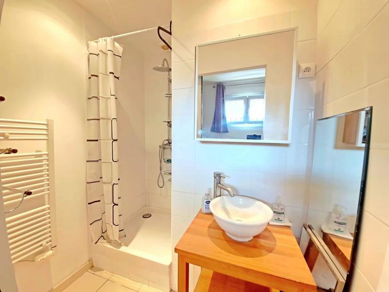 Maison - 180 m² - 8 pièces