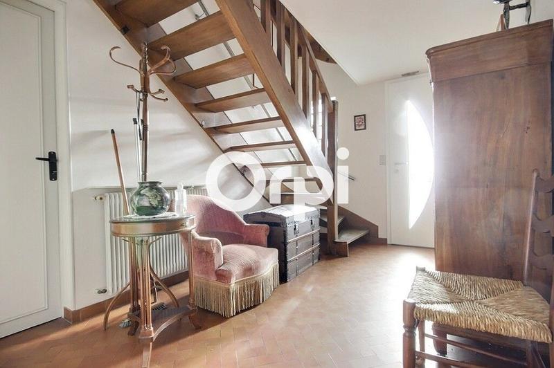 Maison traditionnelle - 146 m² - 5 pièces