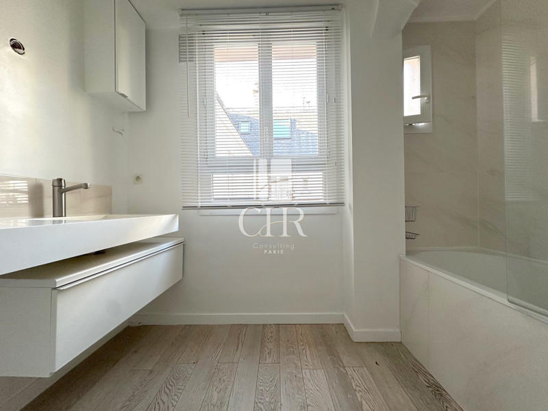 Appartement - 80 m² - 3 pièces