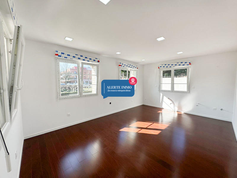 Maison - 130 m² - 5 pièces