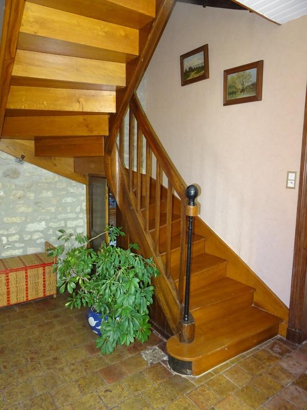 Maison en pierre - 238 m² - 8 pièces