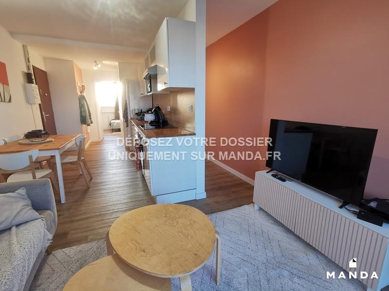 Chambre - 10 m² - 4 pièces