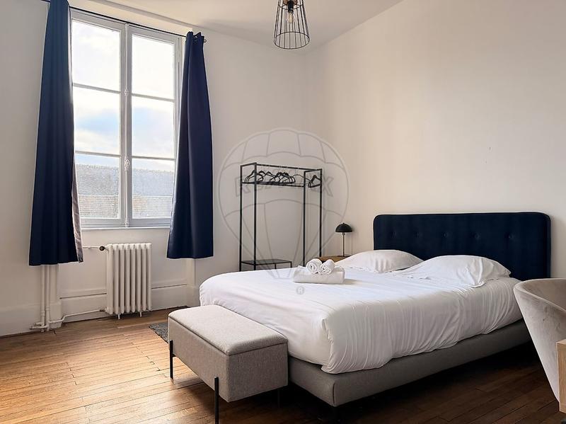 Propriété - 556 m² - 19 pièces