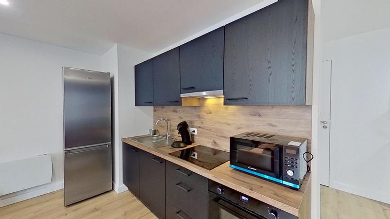 Appartement - 90 m² - 5 pièces