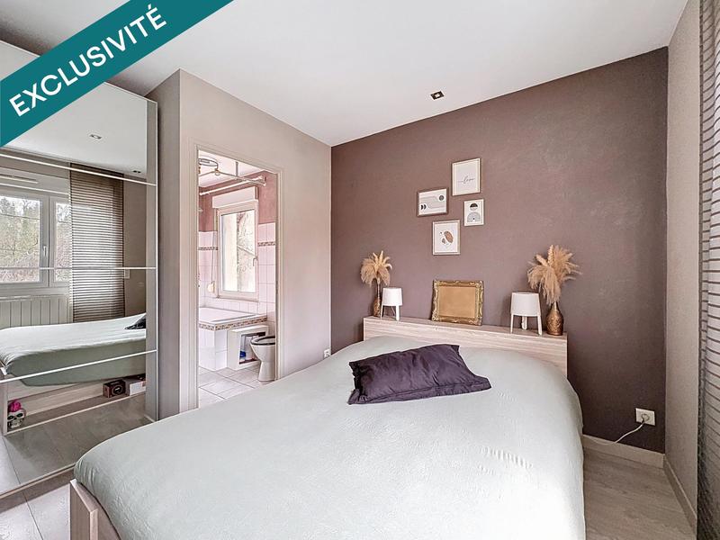 Appartement - 107 m² - 5 pièces