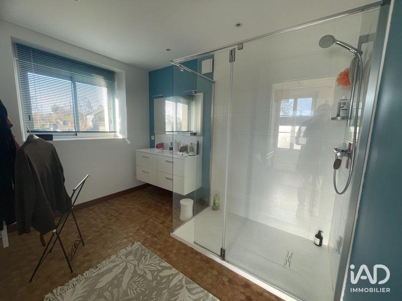 Maison - 180 m² - 6 pièces