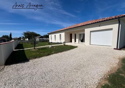 Maison - 150 m² - 4 pièces