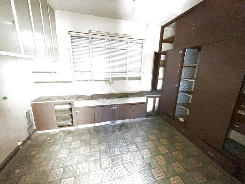 Maison - 401 m² - 13 pièces