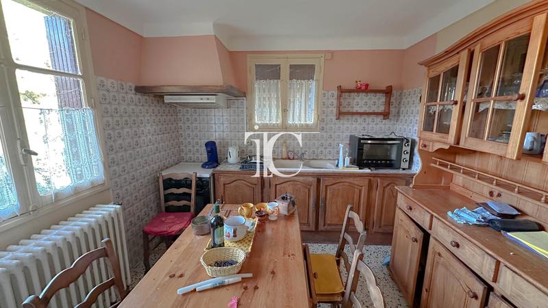 Maison - 96 m² - 4 pièces