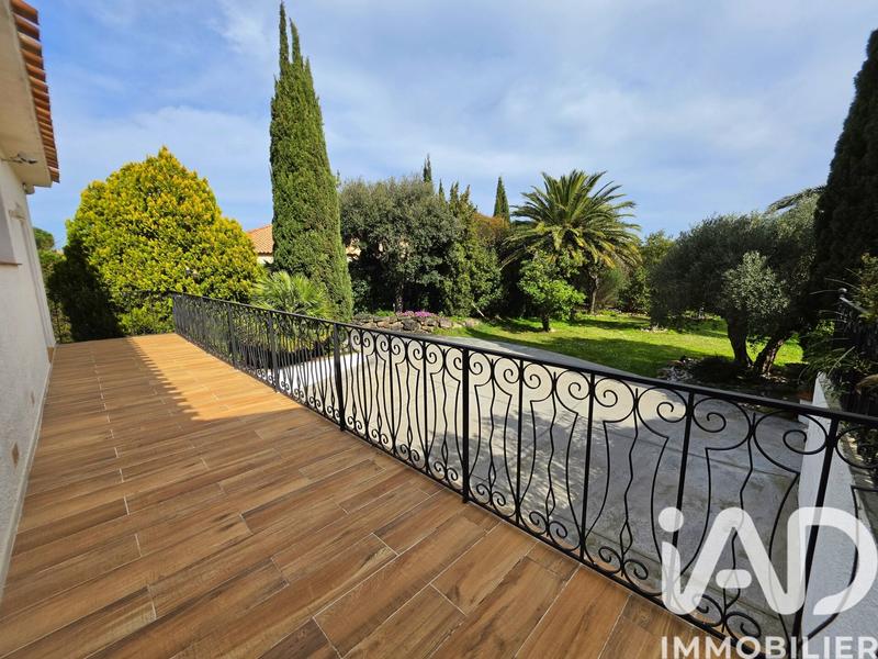 Maison - 206 m² - 6 pièces