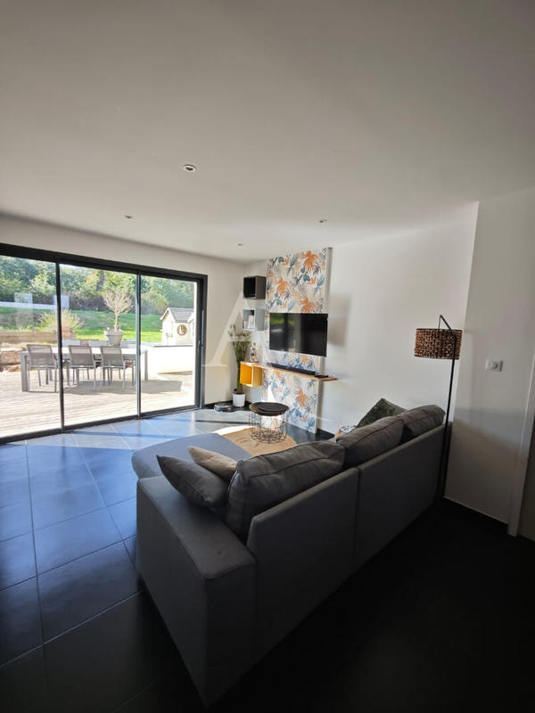 Maison - 133 m² - 6 pièces