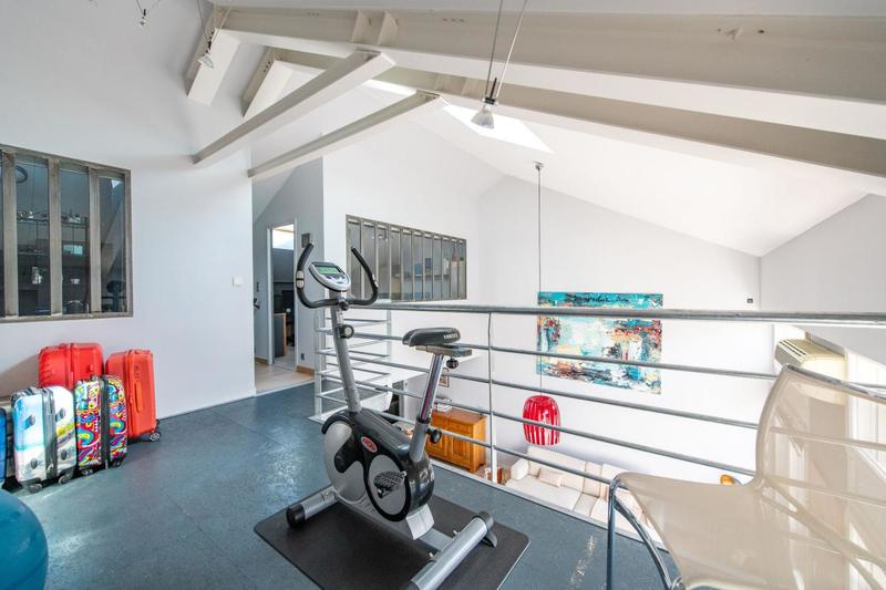 Loft - 185 m² - 4 pièces