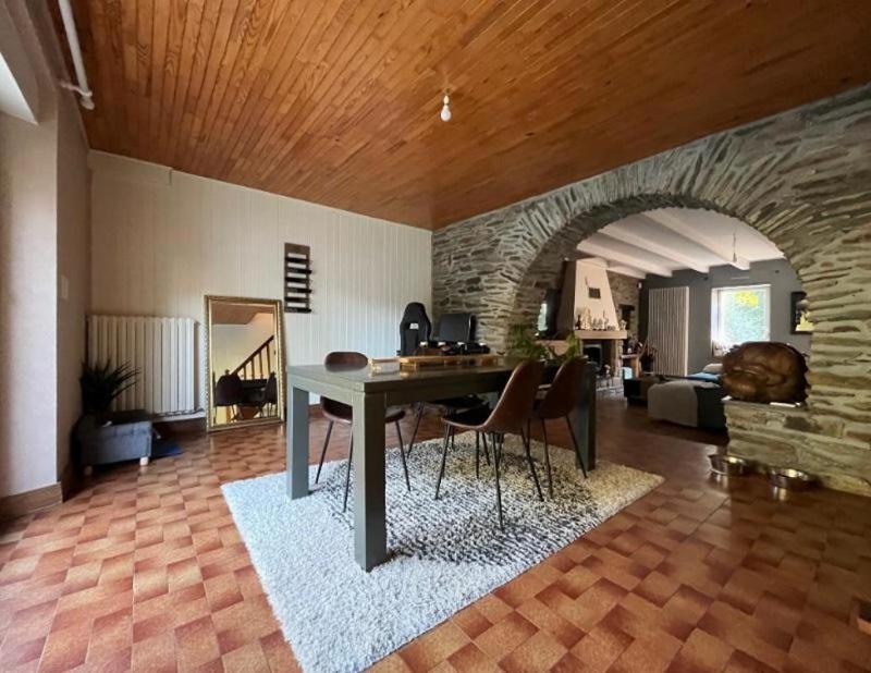 Maison - 170 m² - 6 pièces