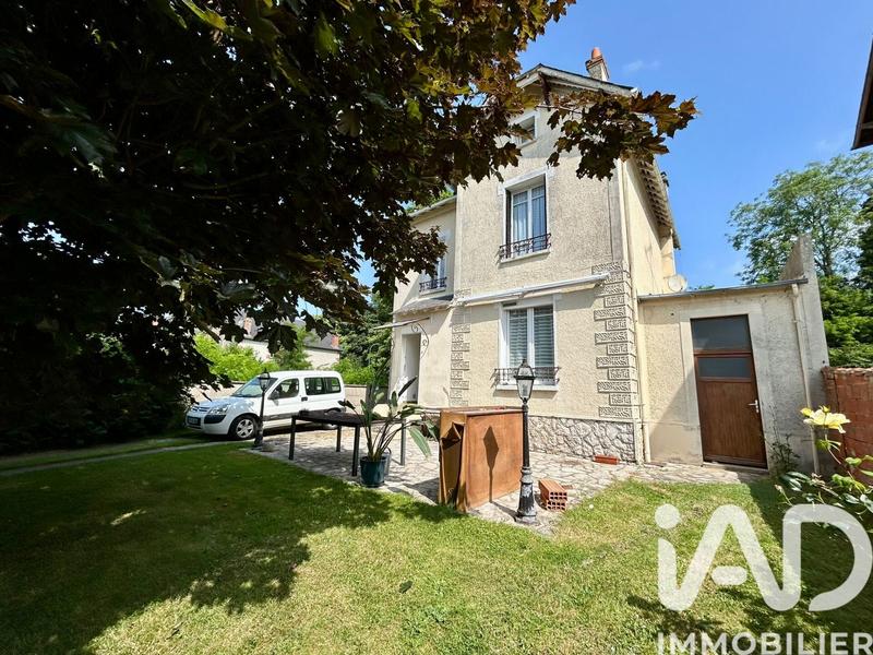 Maison - 106 m² - 6 pièces