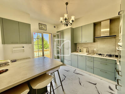 Maison - 150 m² - 7 pièces