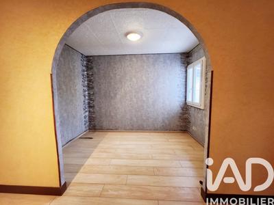 Maison - 85 m² - 5 pièces