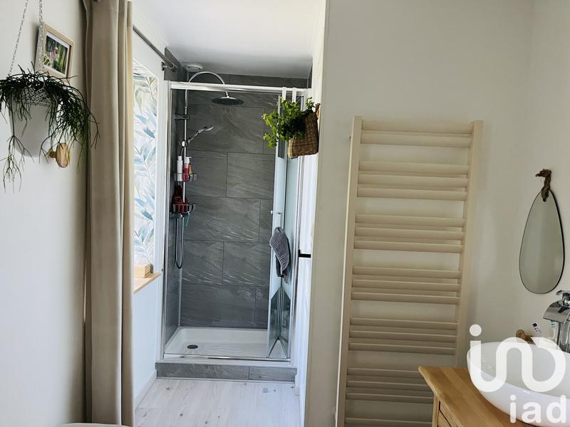 Maison - 180 m² - 8 pièces