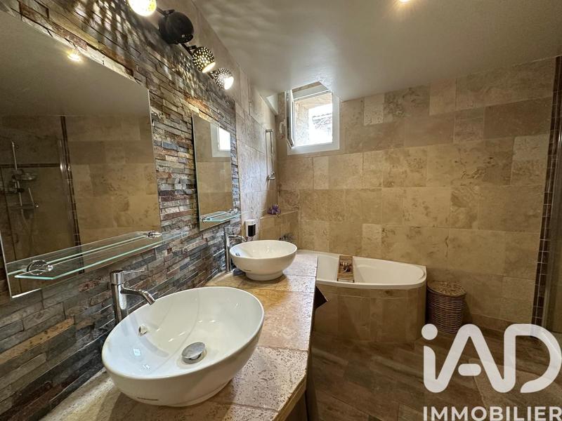 Maison de village - 116 m² - 4 pièces