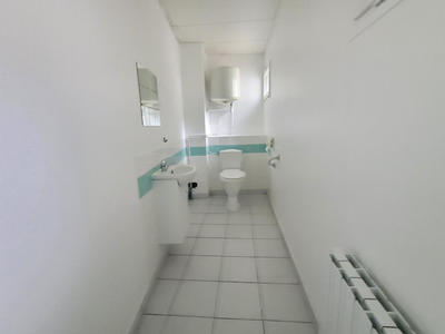 Local d'activité / Entrepôt - 45 m² - 2 pièces