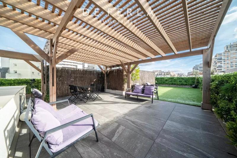 Penthouse - 87 m² - 4 pièces