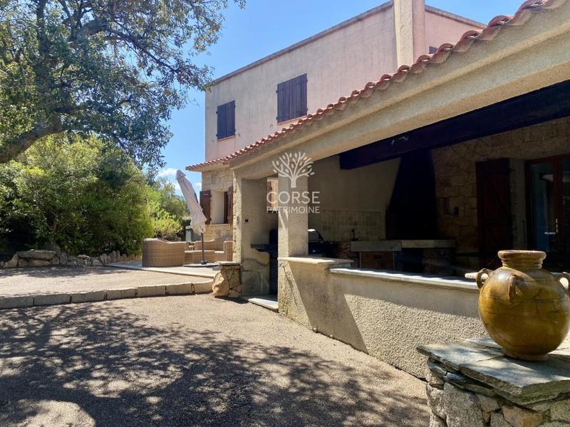 Villa - 282 m² - 7 pièces