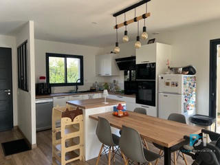 Villa - 95 m² - 4 pièces