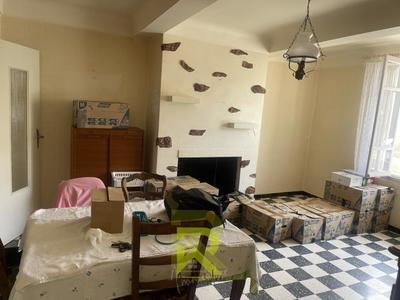 Maison de maîtres - 210 m² - 5 pièces