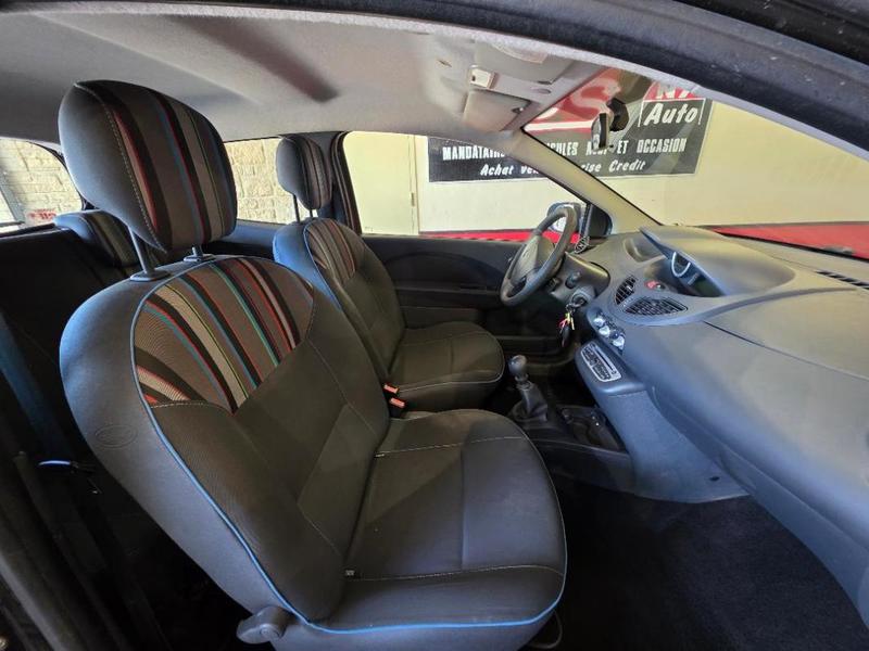 Renault Twingo II 1.2 16v Clim Regul Ct Ok Tbe