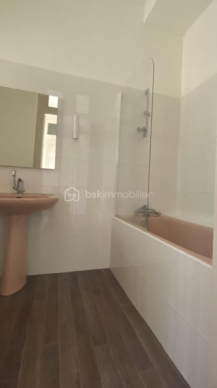 Maison - 158 m² - 8 pièces