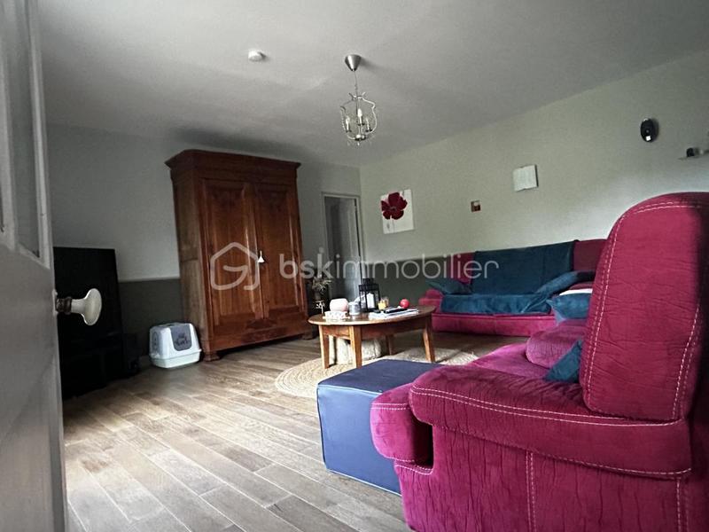 Corps de ferme - 240 m² - 10 pièces