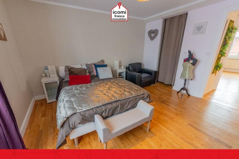 Appartement - 80 m² - 4 pièces