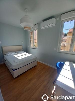 Chambre - 12 m² - 1 pièce