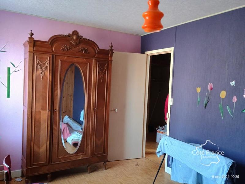 Maison de village - 210 m² - 10 pièces