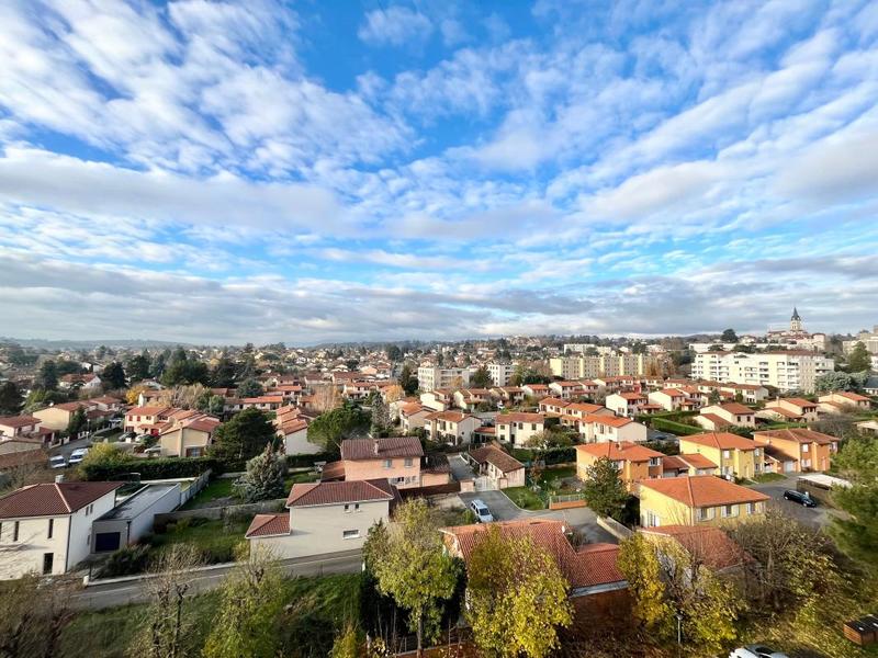 Appartement - 85 m² - 4 pièces