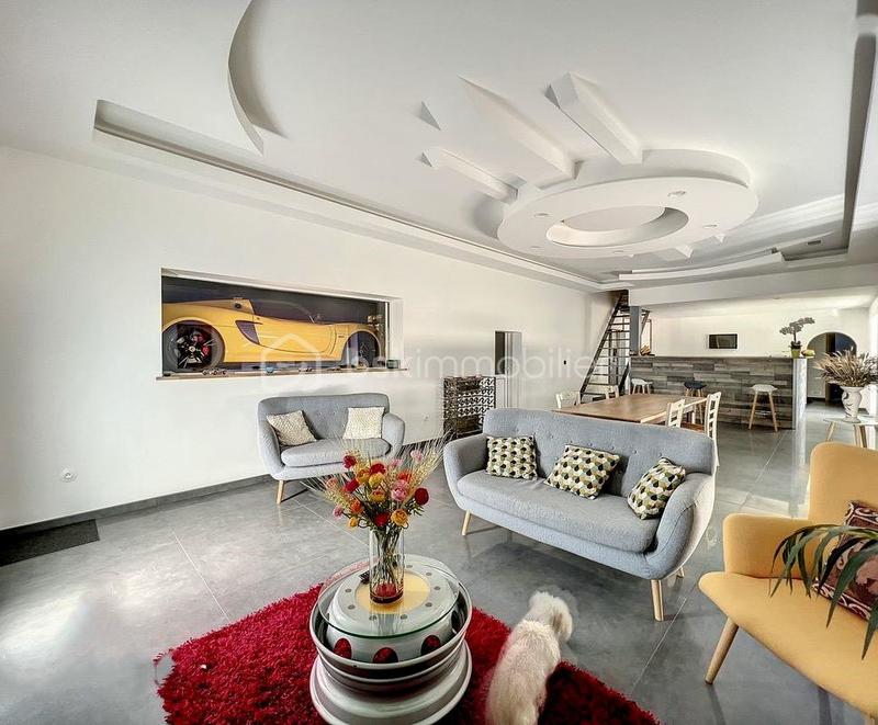 Villa - 175 m² - 4 pièces