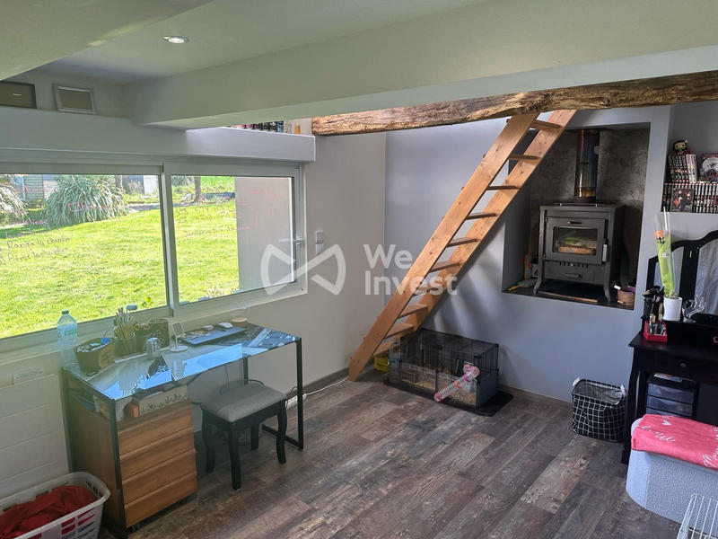 Maison - 270 m² - 9 pièces