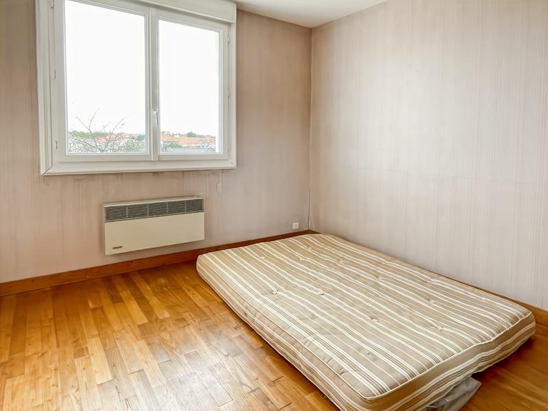 Maison - 175 m² - 10 pièces