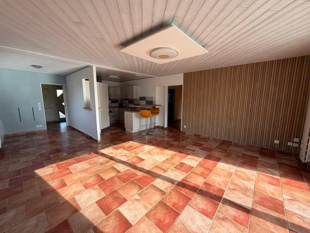 Propriété - 137 m² - 5 pièces