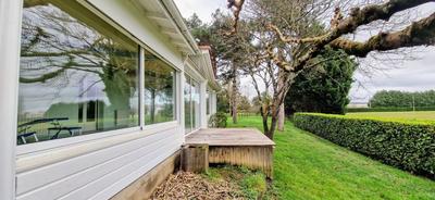 Maison - 210 m² - 6 pièces