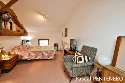 Appartement ancien - 63 m² - 3 pièces