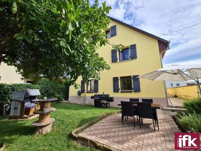 Maison - 147 m² - 5 pièces