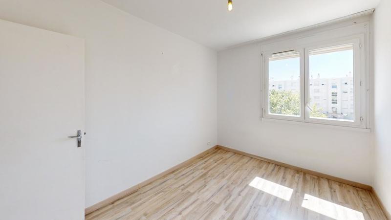 Appartement - 65 m² - 4 pièces