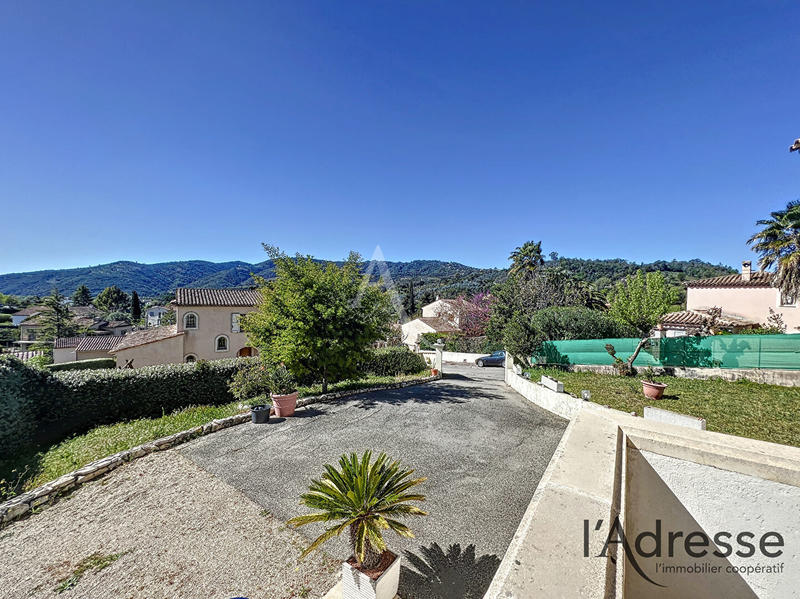 Villa - 95 m² - 4 pièces